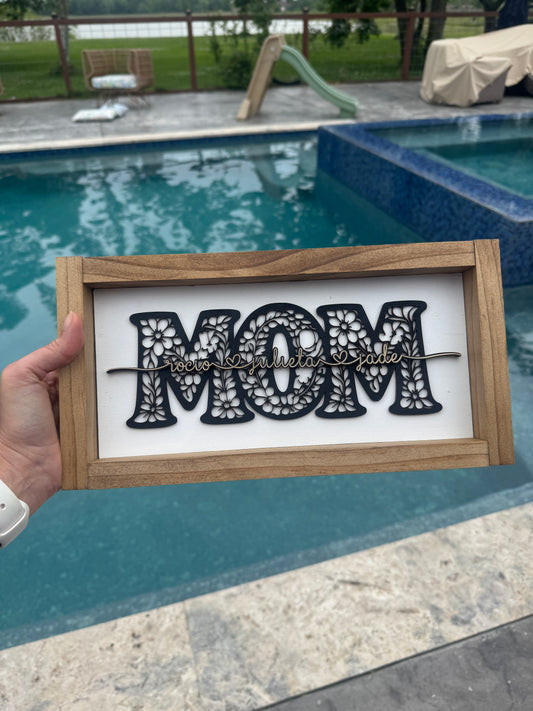 Mom & Children Sign
