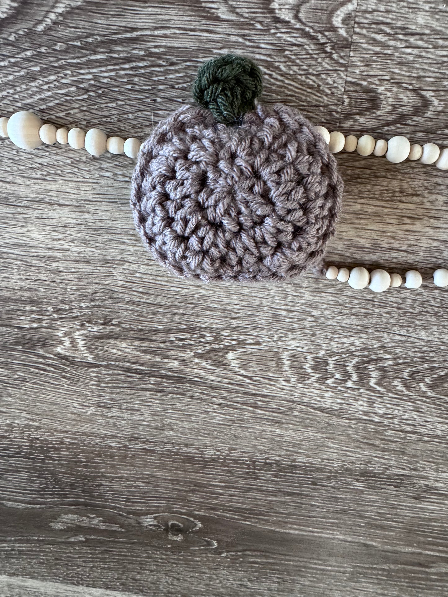 Crochet pumpkin Garland - Fully Beaded Same Color