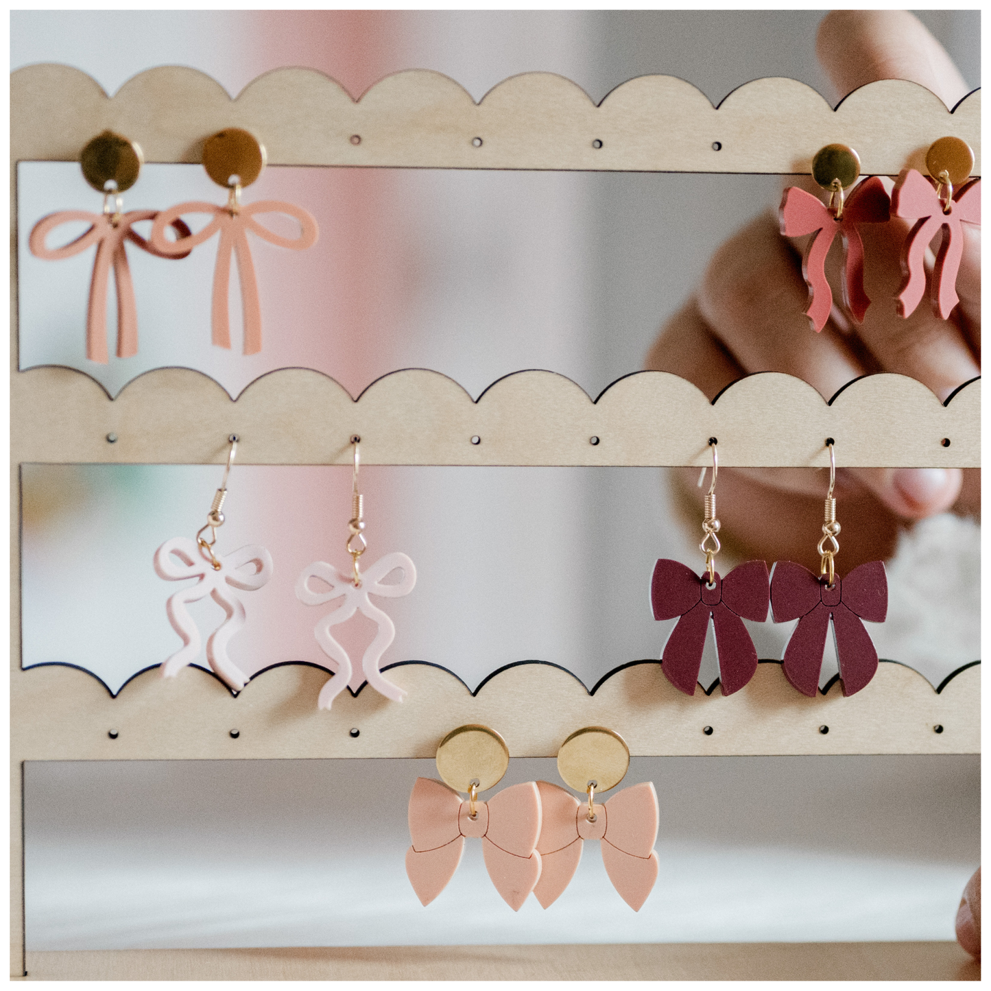 Scalloped Earring Holder