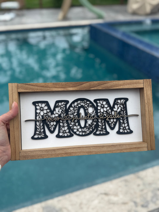 Mom & Children Sign
