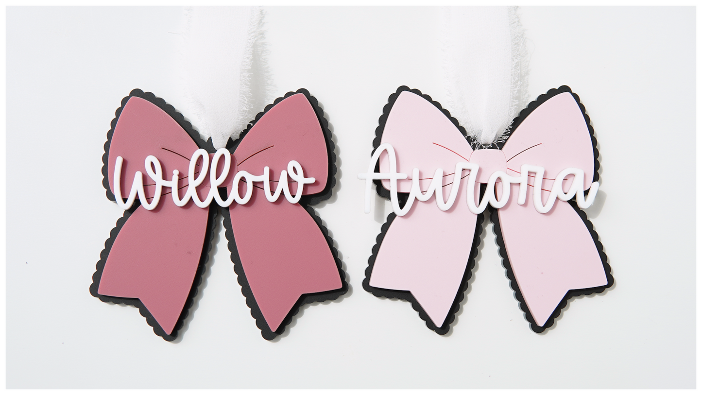 Scalloped Bow Gift Tag