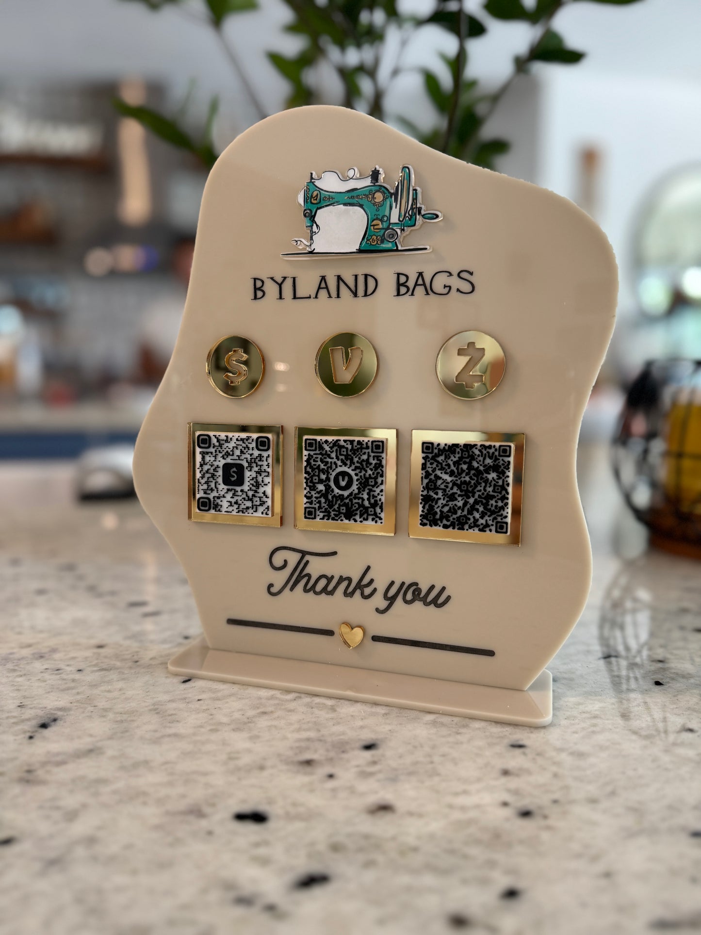 Wavy QR Code Stand