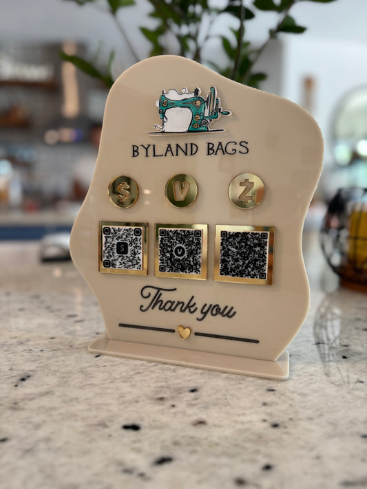 Wavy QR Code Stand
