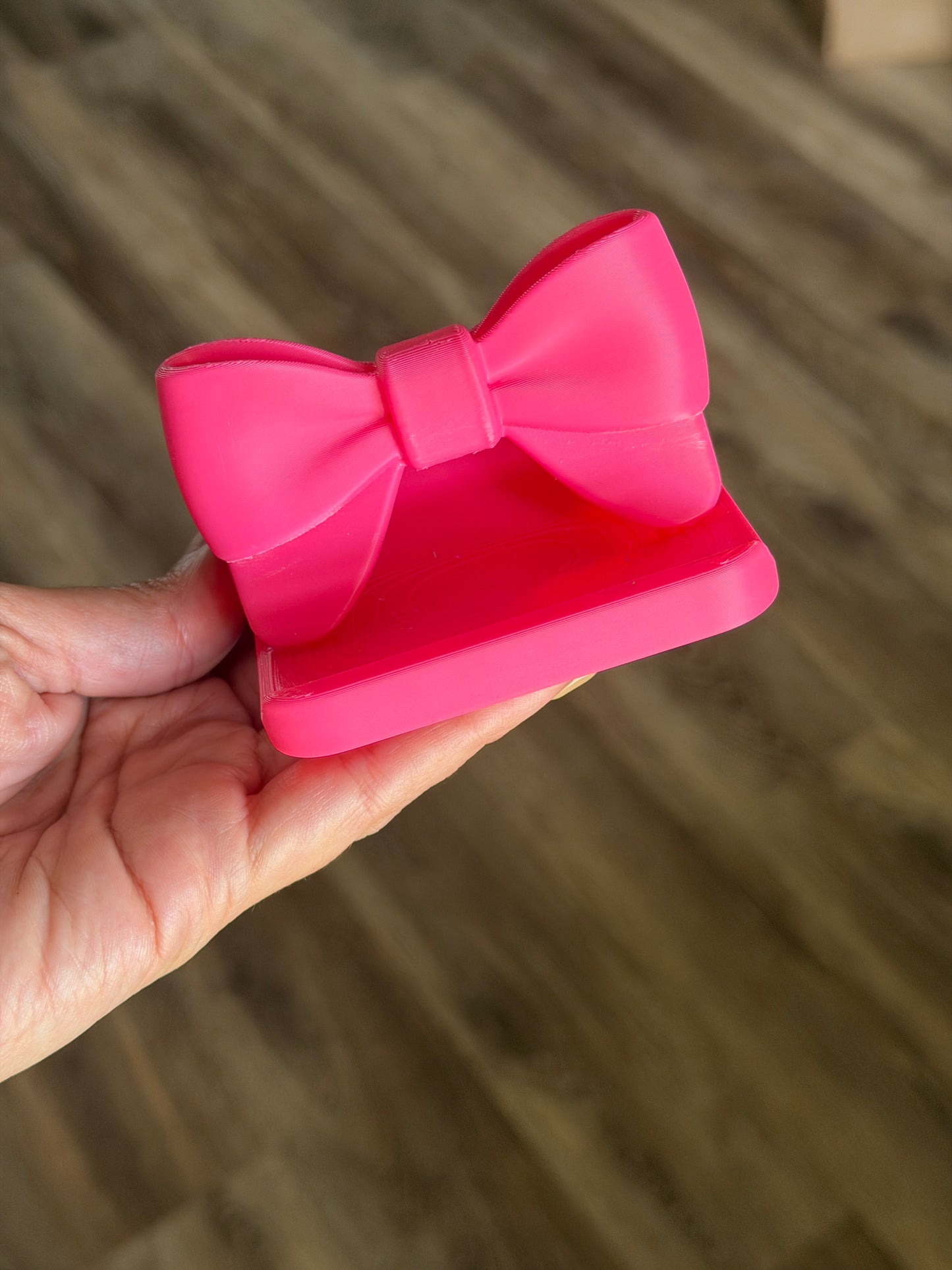 Bow Phone Stand