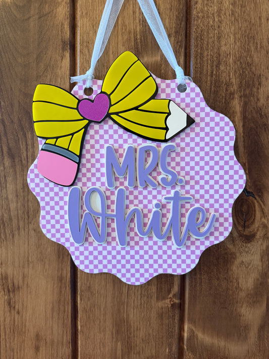 Scalloped Teacher Door Sign