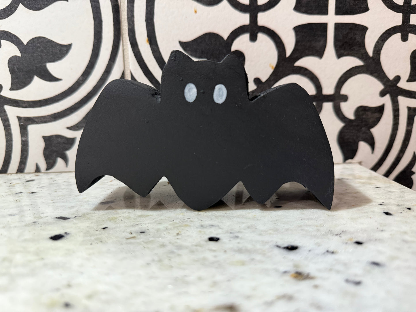 Gerard - Wooden bat Cutout